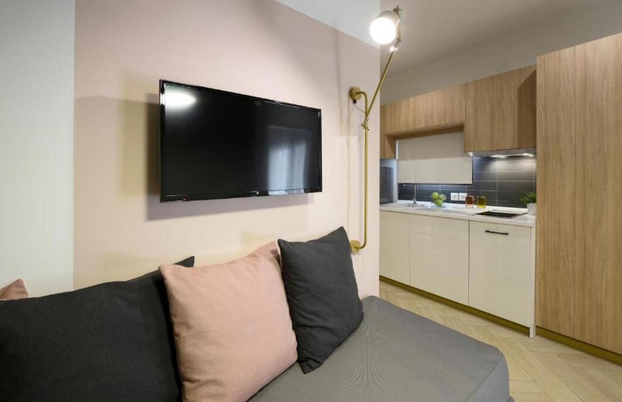 Castristudios Nikiti  Extérieur photo
